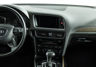 Подержанный автомобиль Audi Q5 2012 года (14 фото)