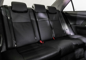 Подержанный автомобиль Toyota Camry Sedan 2015 года (22 фото)