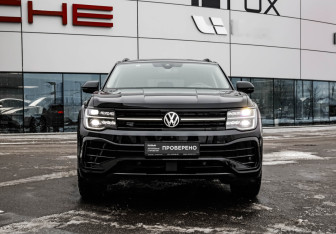 Подержанный автомобиль Volkswagen Teramont 2024 года (4 фото)
