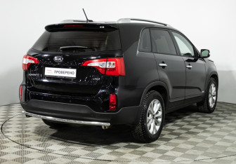 Подержанный автомобиль Kia Sorento 2019 года (5 фото)