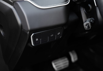 Подержанный автомобиль Wey Coffee 01 2023 года (25 фото)