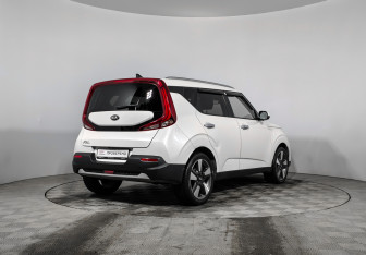 Подержанный автомобиль Kia Soul 2019 года (5 фото)