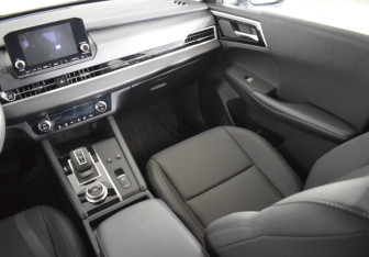 Новый Mitsubishi Outlander 2023 (48 фото)