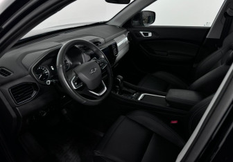 Подержанный автомобиль Chery Tiggo 4 2022 года (7 фото)