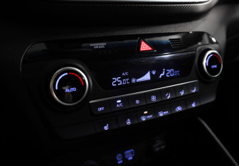 Подержанный автомобиль Hyundai Tucson 2018 года (15 фото)