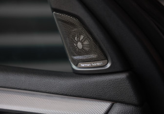 Подержанный автомобиль BMW X5 2017 года (27 фото)