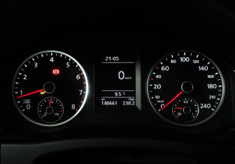 Подержанный автомобиль Volkswagen Tiguan 2013 года (12 фото)