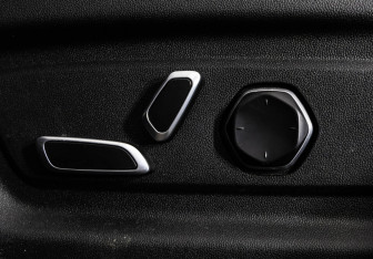 Подержанный автомобиль Changan UNI-K 2023 года (27 фото)