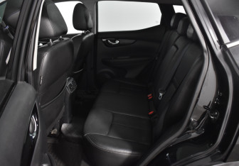 Подержанный автомобиль Nissan Qashqai 2016 года (12 фото)