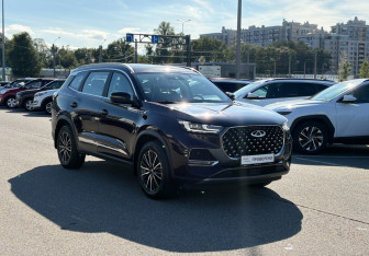 Подержанный автомобиль Chery Tiggo 8 Pro Max 2022 года (6 фото)