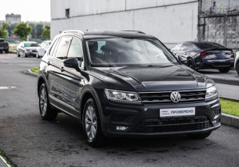 Подержанный автомобиль Volkswagen Tiguan 2018 года (5 фото)