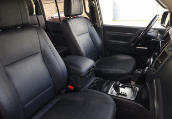 Подержанный автомобиль Mitsubishi Pajero 2018 года (25 фото)