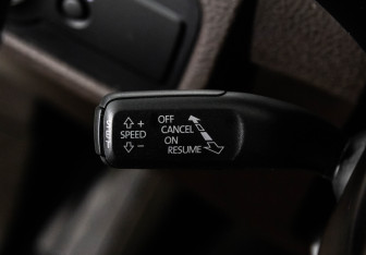 Подержанный автомобиль Volkswagen Touareg 2017 года (22 фото)