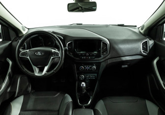 Подержанный автомобиль LADA (ВАЗ) XRAY 2021 года (13 фото)