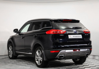 Подержанный автомобиль Geely Atlas 2018 года (7 фото)