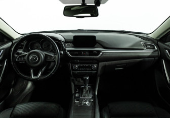 Подержанный автомобиль Mazda 6 Sedan 2018 года (13 фото)