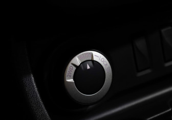 Подержанный автомобиль Renault Duster 2017 года (16 фото)