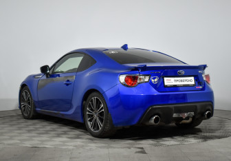 Подержанный автомобиль Subaru BRZ 2015 года (7 фото)