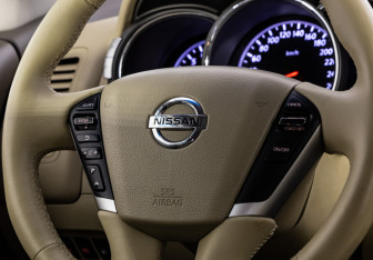 Подержанный автомобиль Nissan Murano Suv 2012 года (11 фото)