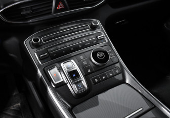 Подержанный автомобиль Hyundai Santa Fe 2020 года (12 фото)