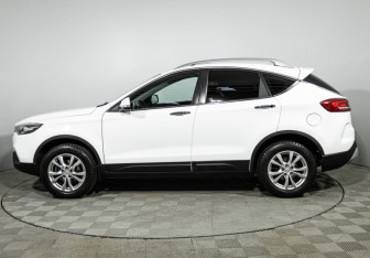 Подержанный автомобиль FAW Besturn X80 2018 года (8 фото)