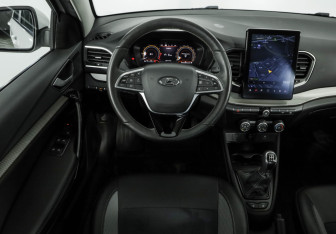 Подержанный автомобиль LADA (ВАЗ) Vesta Sedan 2023 года (11 фото)