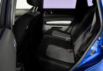 Подержанный автомобиль Nissan X-Trail 2008 года (11 фото)