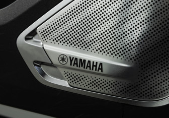 Подержанный автомобиль Zeekr 001 2023 года (17 фото)