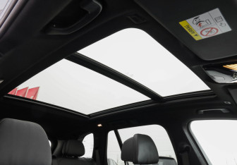 Подержанный автомобиль BMW X5 2019 года (31 фото)