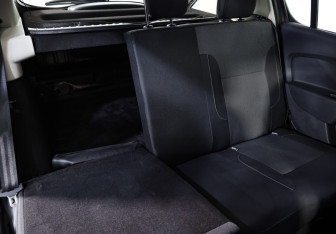 Подержанный автомобиль Renault Sandero 2020 года (22 фото)