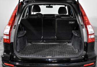 Подержанный автомобиль Honda CR-V 2011 года (19 фото)