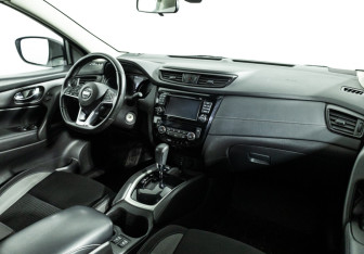 Подержанный автомобиль Nissan Qashqai 2019 года (9 фото)