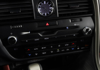 Подержанный автомобиль Lexus RX 2015 года (18 фото)