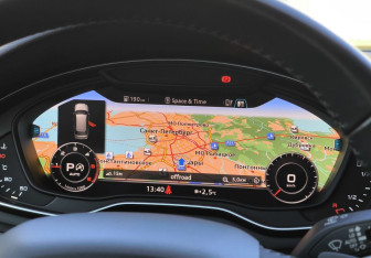 Подержанный автомобиль Audi A4 Wagon 2019 года (27 фото)