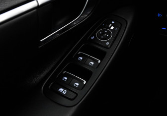 Подержанный автомобиль Hyundai Sonata 2020 года (21 фото)