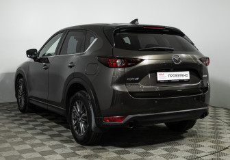 Подержанный автомобиль Mazda CX-5 2018 года (7 фото)