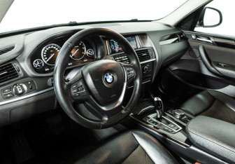 Подержанный автомобиль BMW X3 2014 года (11 фото)