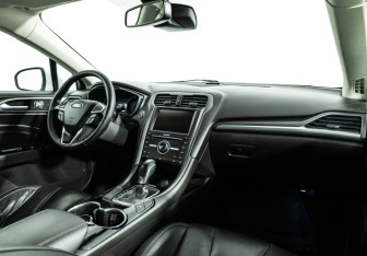 Подержанный автомобиль Ford Mondeo Sedan 2016 года (9 фото)