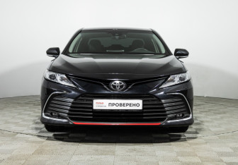 Подержанный автомобиль Toyota Camry Sedan 2023 года (2 фото)