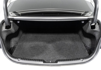 Подержанный автомобиль Mazda 6 Sedan 2013 года (19 фото)