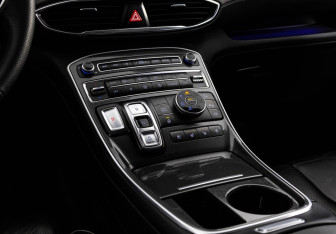 Подержанный автомобиль Hyundai Santa Fe 2021 года (13 фото)