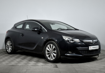 Подержанный автомобиль Opel Astra Hatchback 2012 года (3 фото)