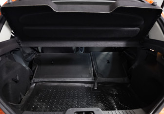 Подержанный автомобиль Ford Fiesta Hatchback 2016 года (22 фото)