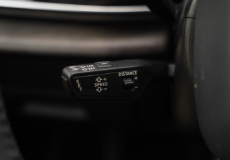 Подержанный автомобиль Audi Q8 2019 года (16 фото)
