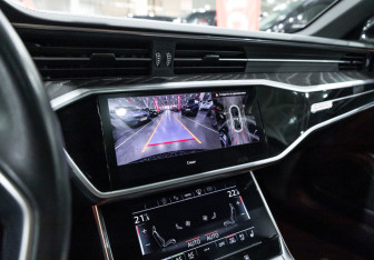 Подержанный автомобиль Audi A6 Sedan 2023 года (20 фото)