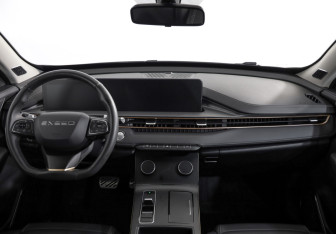 Подержанный автомобиль Exeed LX 2023 года (9 фото)