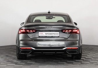 Подержанный автомобиль Audi A5 Liftback 2021 года (8 фото)