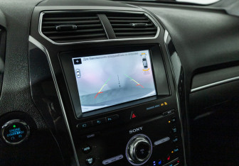 Подержанный автомобиль Ford Explorer 2019 года (15 фото)
