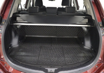 Подержанный автомобиль Toyota RAV4 2017 года (17 фото)