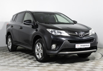 Подержанный автомобиль Toyota RAV4 2013 года (3 фото)